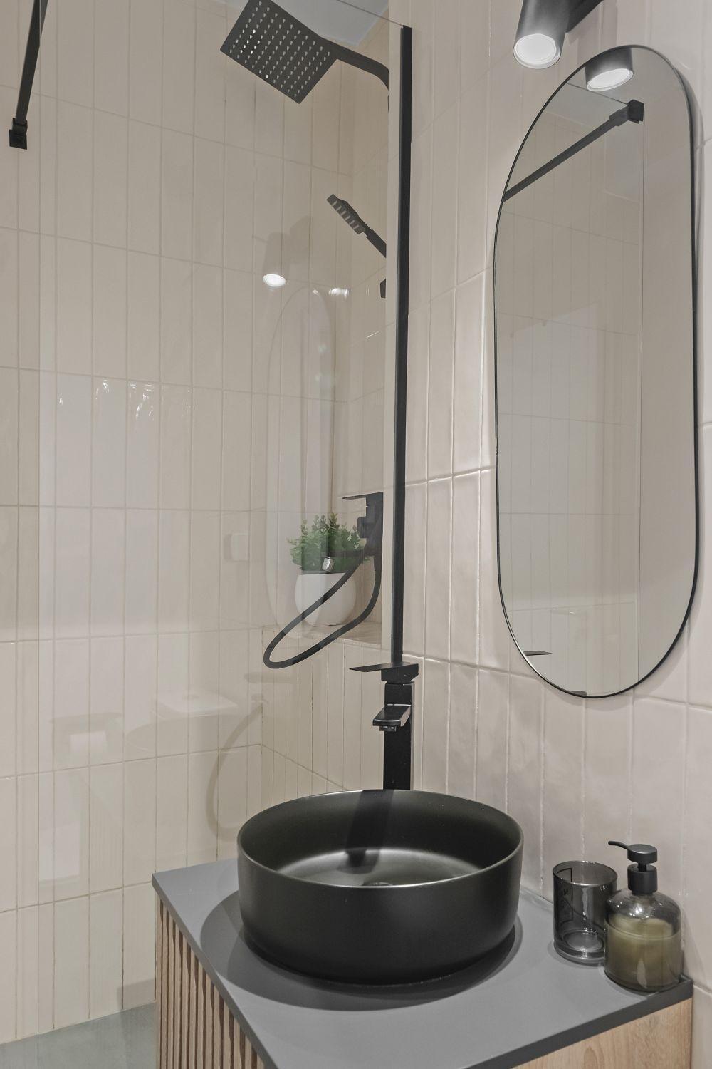 Apartamento Urban View - Free Parking - Metro Station - Self Check-in Bucarest